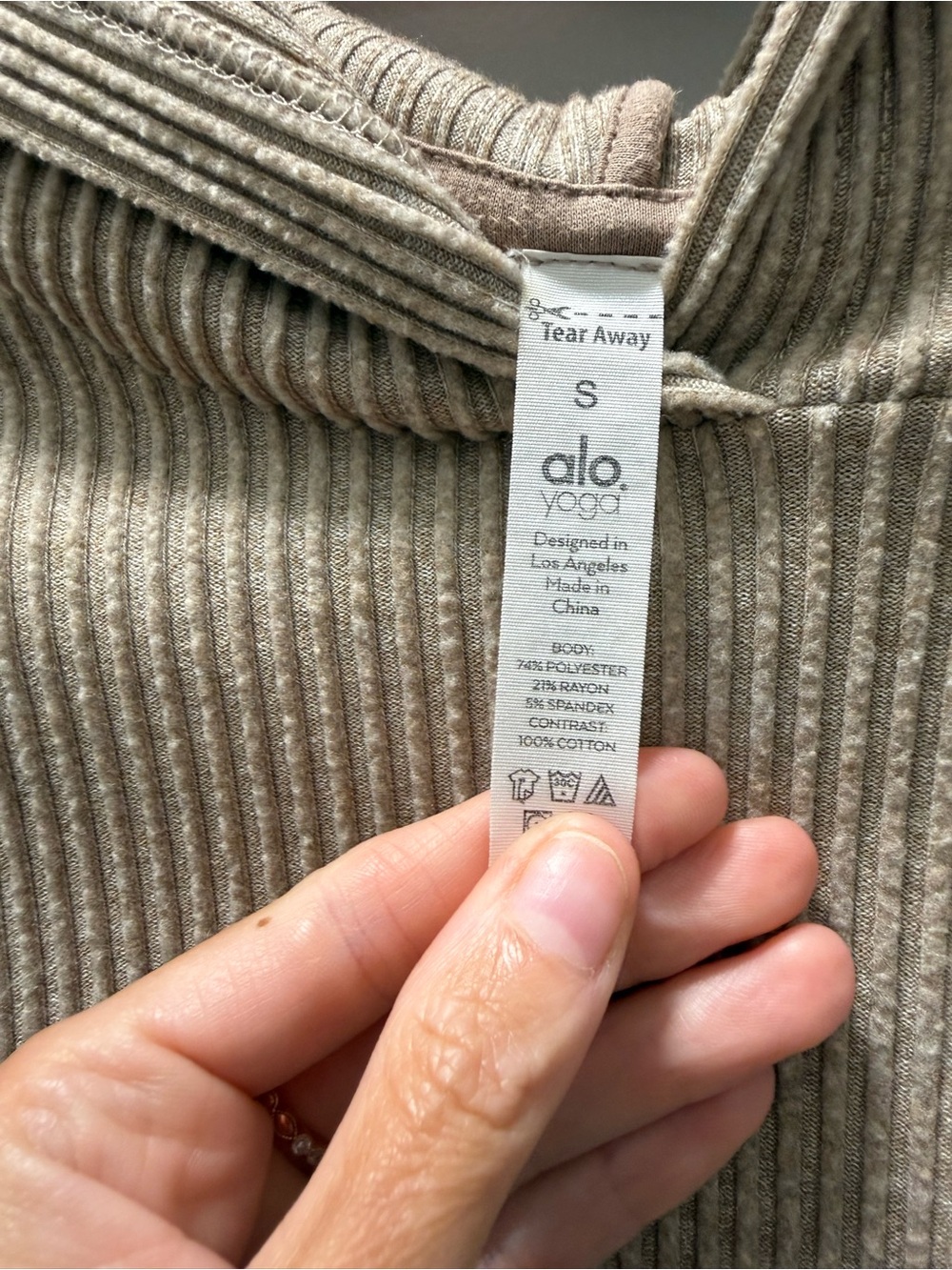 ALO Yoga Muse Hoodie in Gravel - Picture 2 of 2